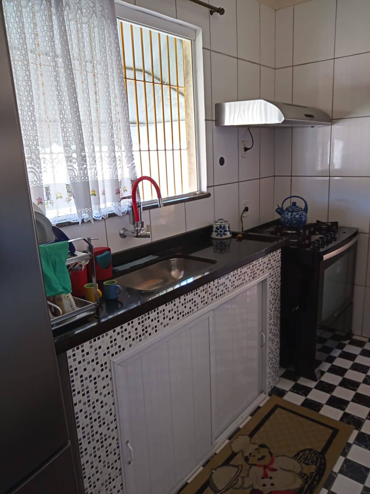 Casa à venda com 3 quartos, 70m² - Foto 4