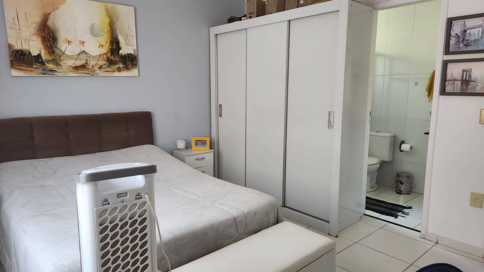 Casa à venda com 2 quartos, 60m² - Foto 12