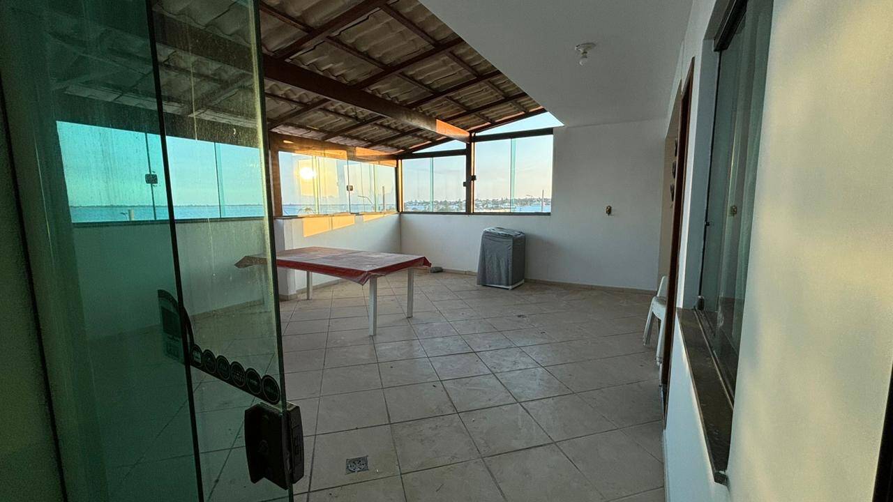 Casa para alugar com 3 quartos, 200m² - Foto 8