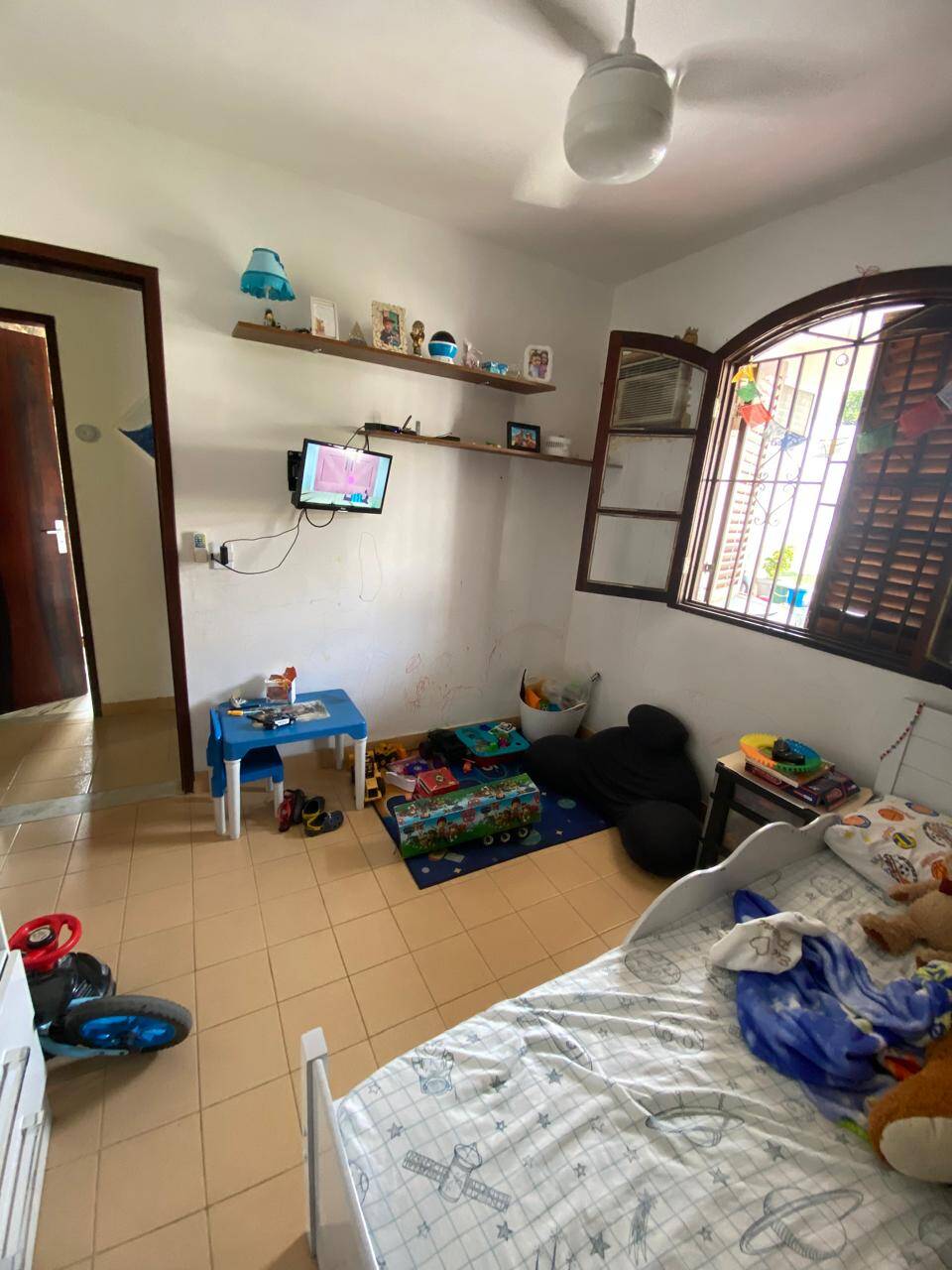 Casa à venda com 4 quartos, 141m² - Foto 15