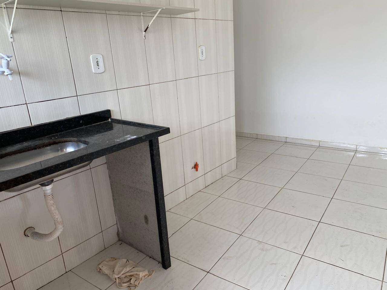 Casa para alugar com 1 quarto, 20m² - Foto 6