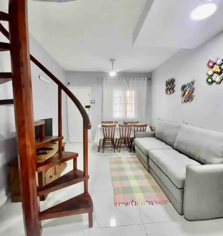 Casa à venda com 2 quartos, 81m² - Foto 2