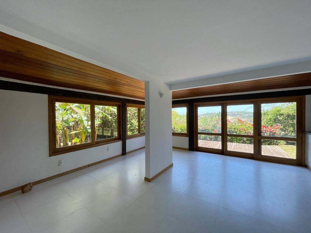 Casa à venda com 3 quartos, 186m² - Foto 5