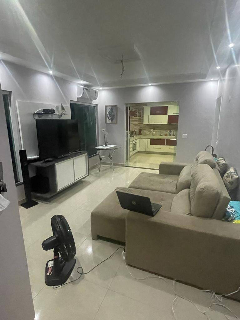 Casa à venda e aluguel com 3 quartos, 180m² - Foto 5