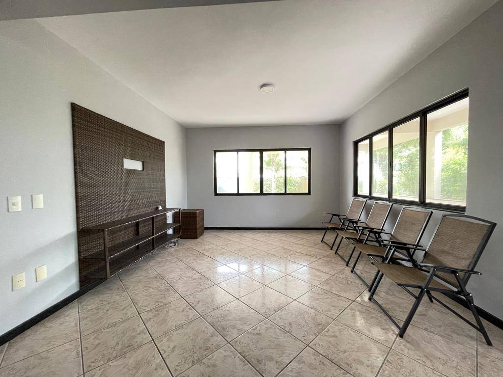 Casa à venda com 4 quartos, 170m² - Foto 5