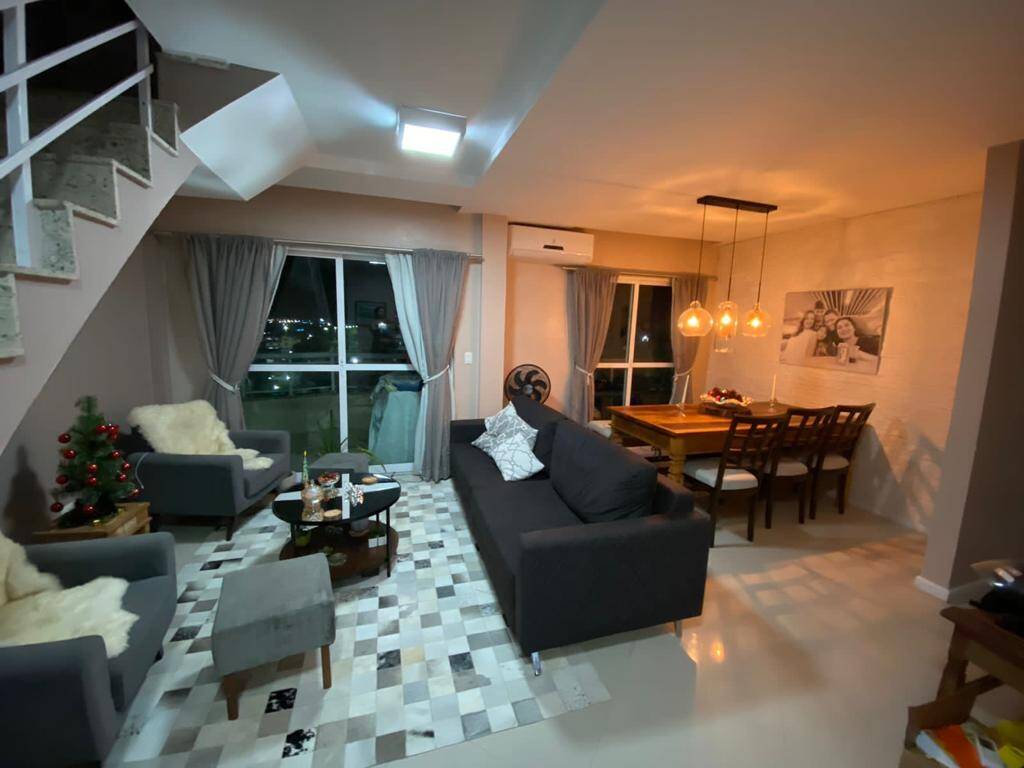 Cobertura à venda com 3 quartos, 185m² - Foto 2