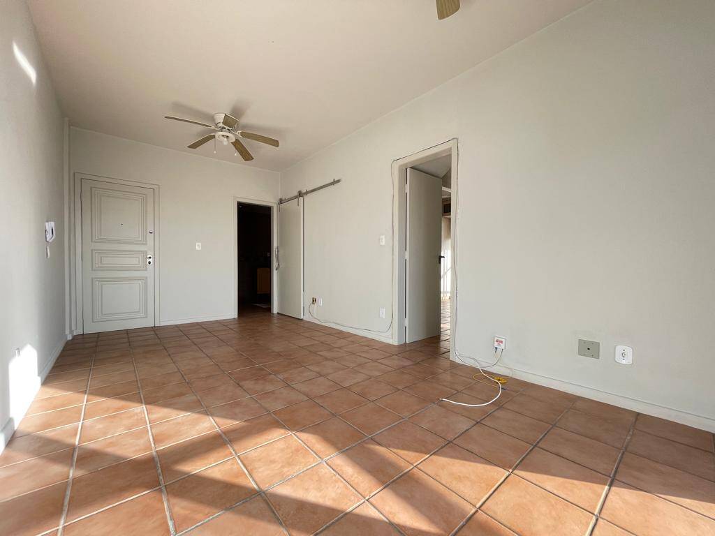 Cobertura à venda com 2 quartos, 120m² - Foto 5