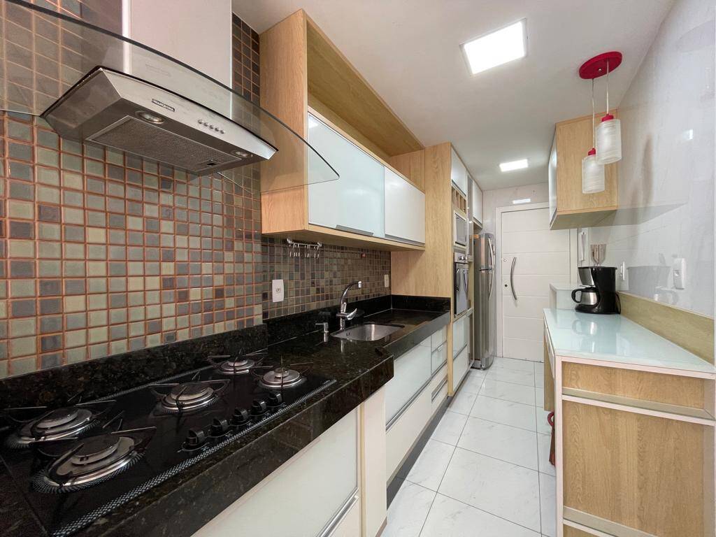 Apartamento à venda com 2 quartos, 85m² - Foto 11