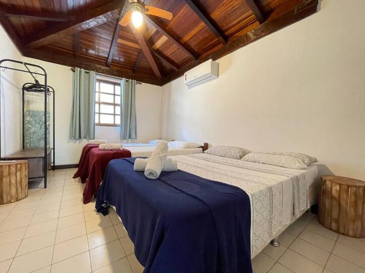 Casa de Condomínio à venda com 5 quartos, 250m² - Foto 7