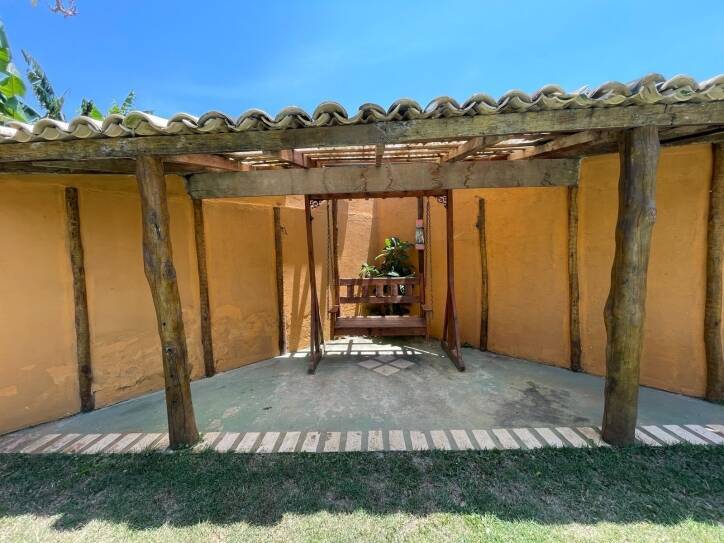 Casa de Condomínio à venda com 5 quartos, 200m² - Foto 2