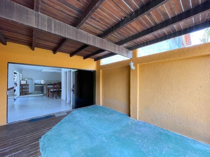 Casa de Condomínio à venda com 5 quartos, 200m² - Foto 16