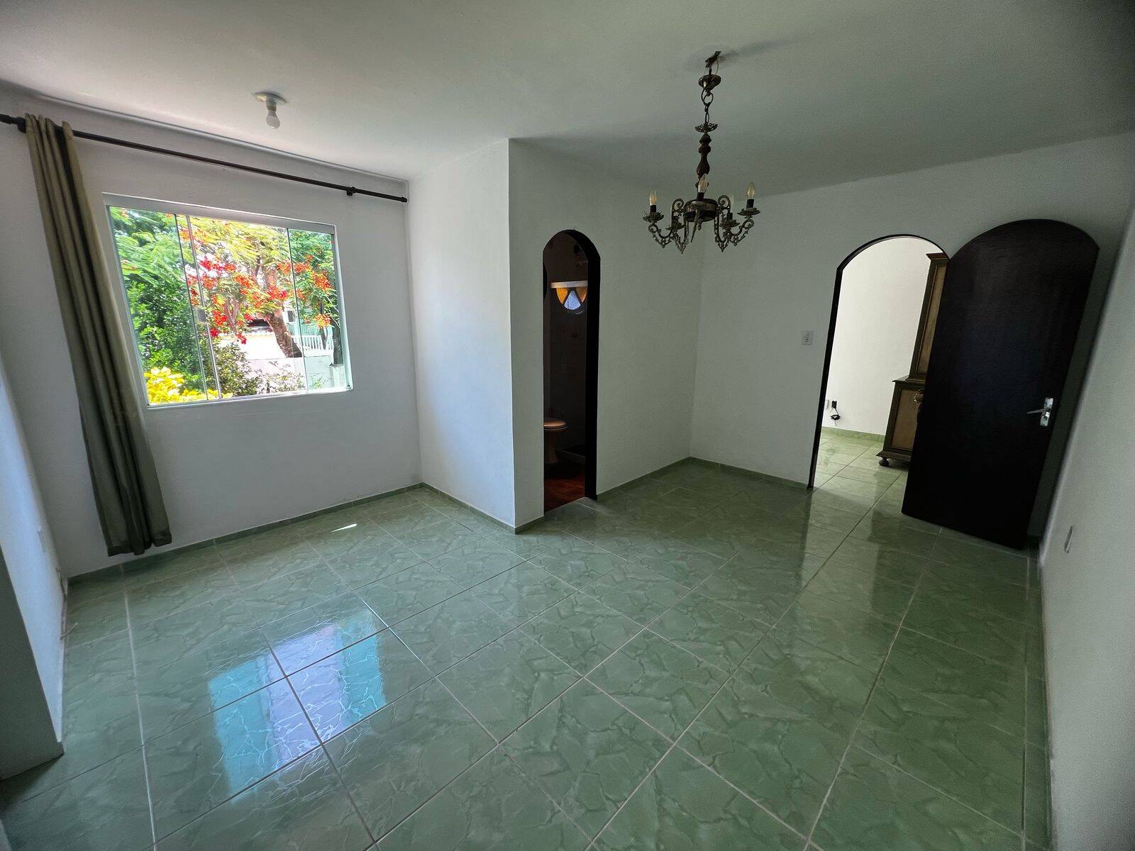 Casa para alugar com 4 quartos, 332m² - Foto 43